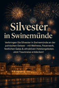 Silvester in Swinemünde mit Feuerwerk über der Ostsee und festlich beleuchteter Strandpromenade