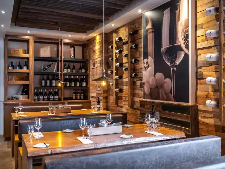 Weinecke für Silvester im ANDERS Hotel Walsrode