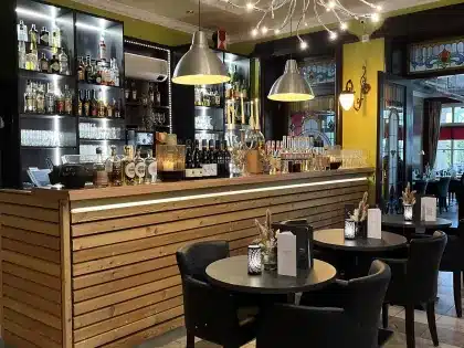 Stilvolle Bar im Hotel Bentheimer Hof, ideal für einen Drink zum Jahreswechsel