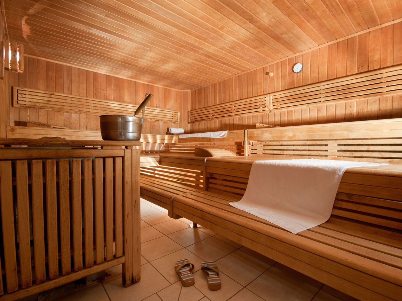 Entspannung in der Sauna des Precise Resort Marina Wolfsbruch an Silvester