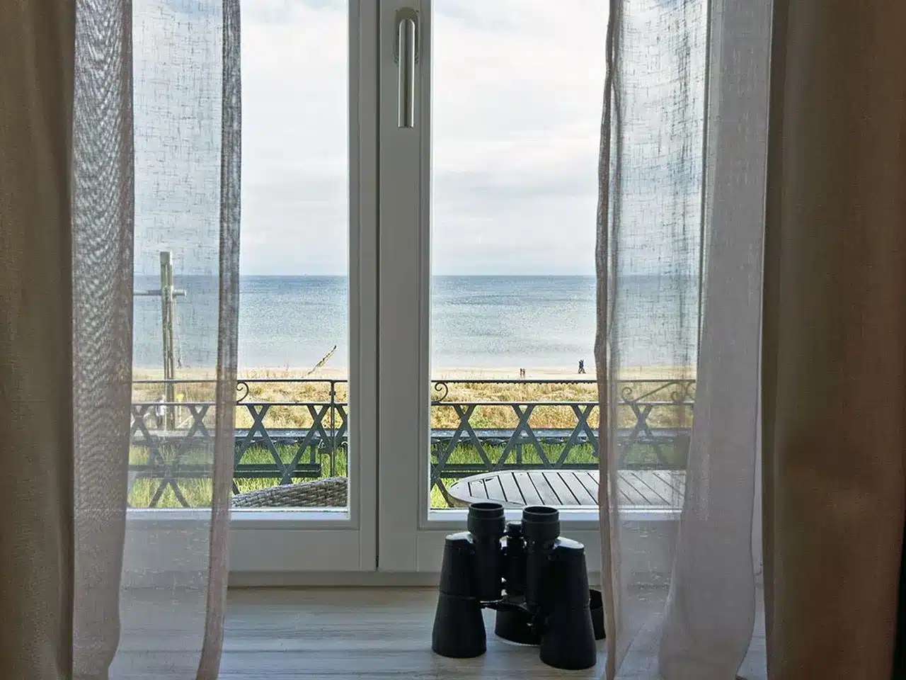 Gemütlicher Ausblick auf die Ostsee während Silvester im SEETELHOTEL Strandhotel Atlantic