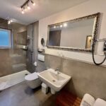 Modernes Badezimmer im Hotel zur Heideblüte – Perfekt für Ihren Silvesteraufenthalt