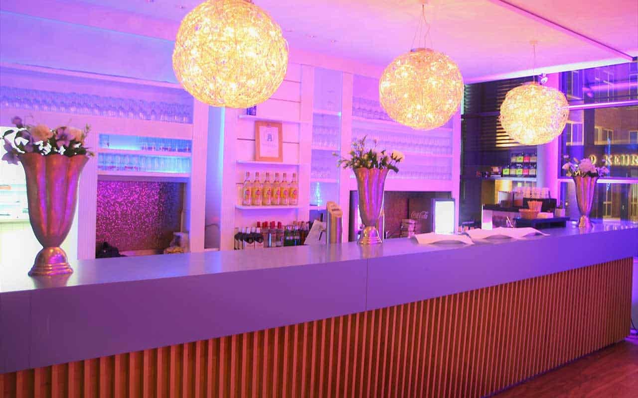 Bar für die Silvesterparty im Elbdeck.