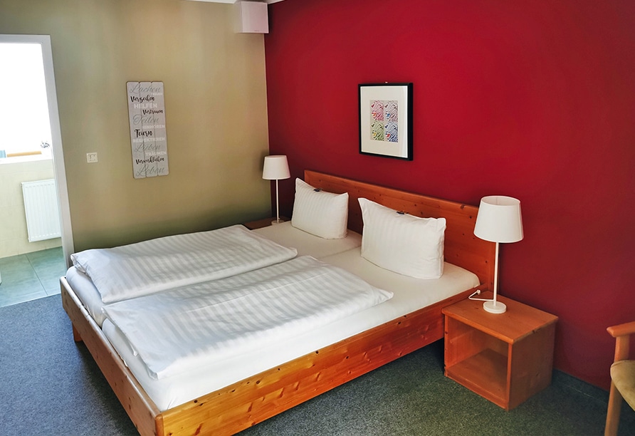 Gemütliches Gästezimmer im Landhotel Schäferhof für einen entspannten Silvesteraufenthalt
