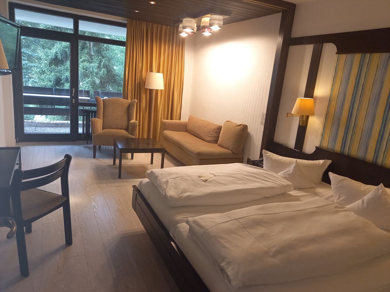 Gemütliches Doppelzimmer mit Balkon im Hotel Heide Kröpke zu Silvester
