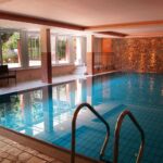 Innenpool im Hotel Heide Kröpke für entspannte Stunden an Silvester