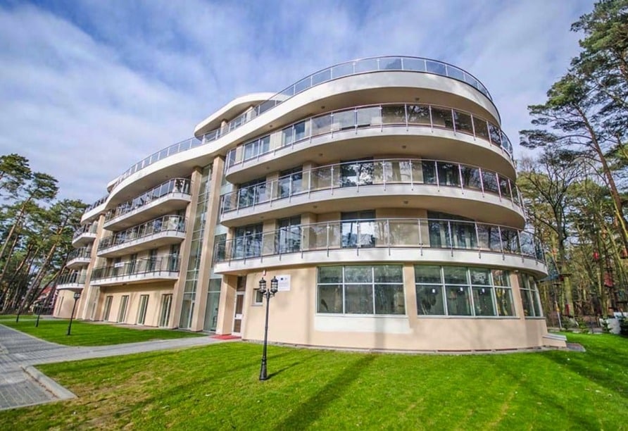 Außenansicht vom Hotel Grand Kapitan Medi Spa zu Silvester