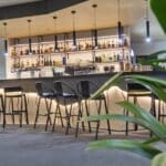 Moderne Hotelbar im Hotel Srni zu Silvester