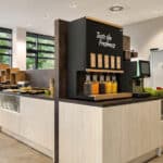 Frühstücksbereich im Hotel Super 8 by Wyndham Koblenz zu Silvester