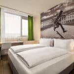 Modernes Zimmer im Hotel Super 8 by Wyndham Koblenz für Silvester