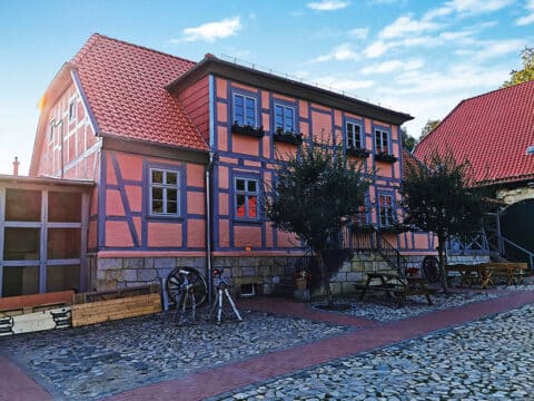 Außenansicht des Landhotel Schäferhof für Silvesterfeiern im Harz