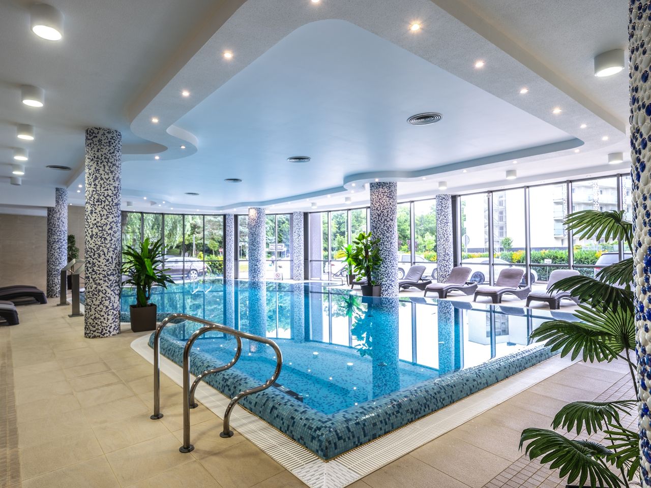 Heller Innenpool im Leda Spa Hotel Kolberg – Wellness an Silvester