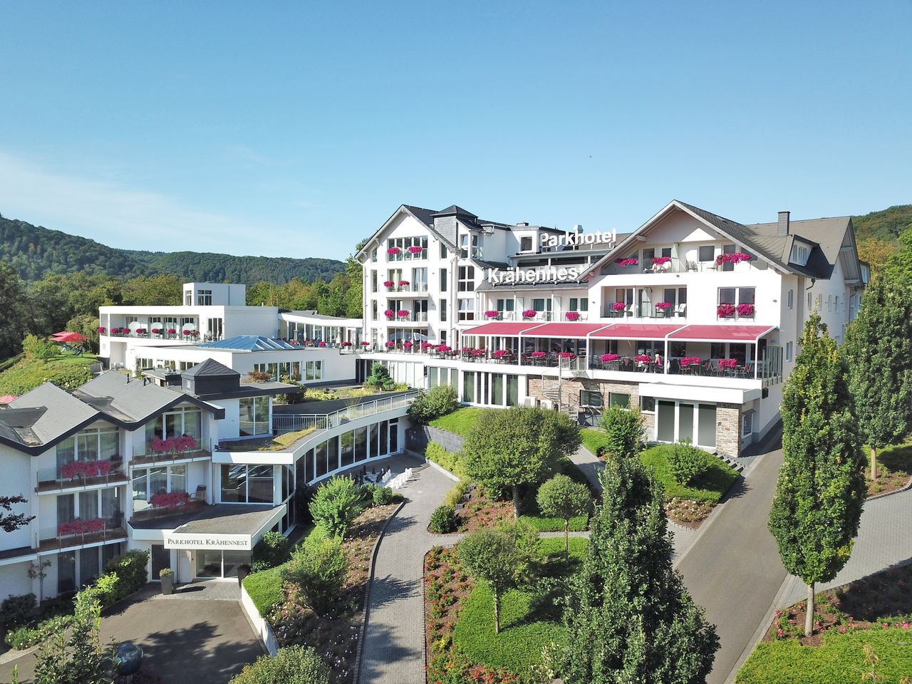 Idyllisch gelegenes Moselstern Parkhotel Krähennest für ein exklusives Silvester