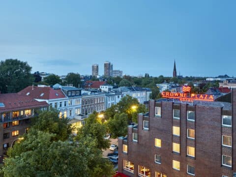 Panoramablick auf Hamburg – Silvester im Crowne Plaza Hamburg