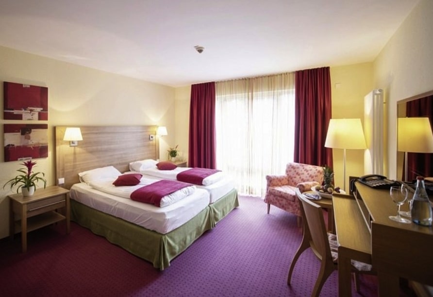 Modern eingerichtetes Doppelzimmer im Nashira Kurpark Hotel zu Silvester