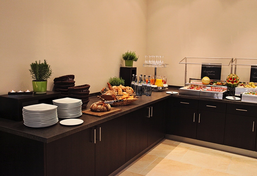 Reichhaltiges Frühstücksbuffet im Hotel Palatina an Silvester
