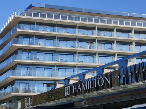 Außenansicht des Hamilton - Hotel in Swinemünde für Silvesterurlaub