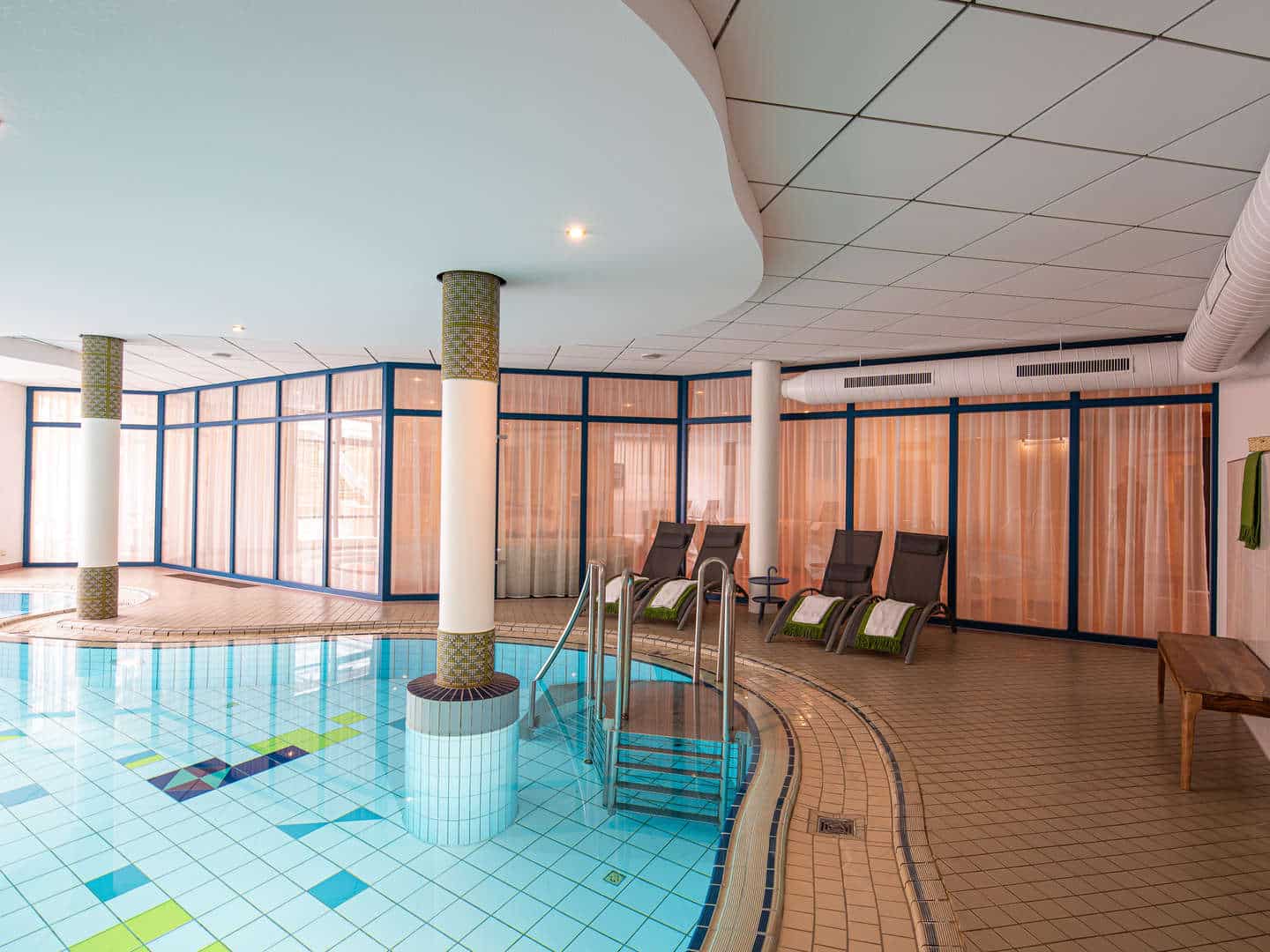 Innenpool im Heide Hotel Reinstorf – Perfekte Entspannung für Ihren Silvesterurlaub
