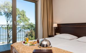 Doppelzimmer mit Ostseeblick im Hotel Lambert Medical Spa an Silvester