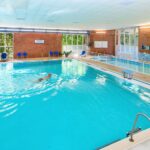 Beheizter Innen-Pool im AHORN Seehotel Templin für Erholung und Entspannung an Silvester