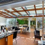 Eleganter Wintergarten im Hotel-Restaurant Storchen mit stilvoller Beleuchtung für Silvester