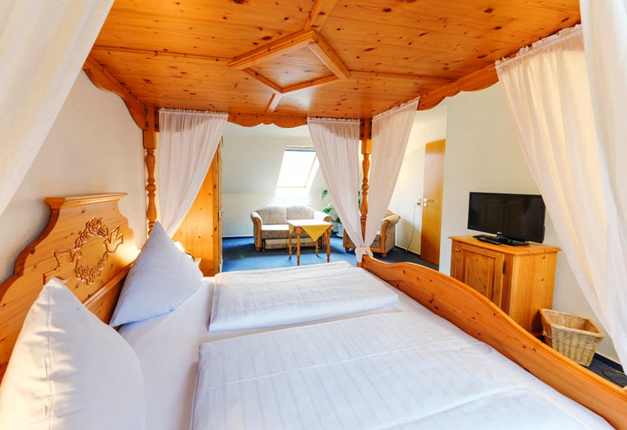 Romantische Himmelreich Suite im Hotel Weinheber Hornung für Silvester