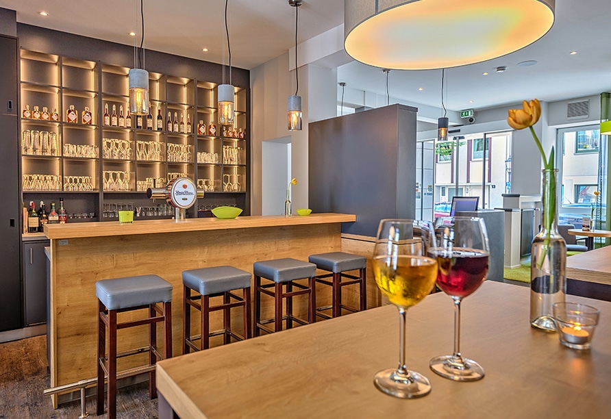 Stilvolle Hotelbar im Hotel Zur Börse – Perfekt für einen Silvesterdrink.