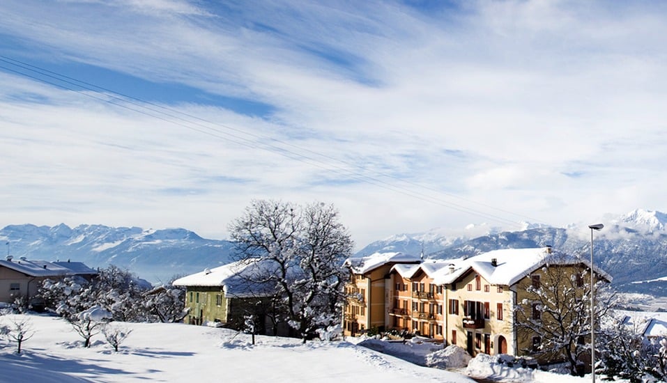 Das verschneite Hotel Stella delle Alpi in Südtirol zu Silvester