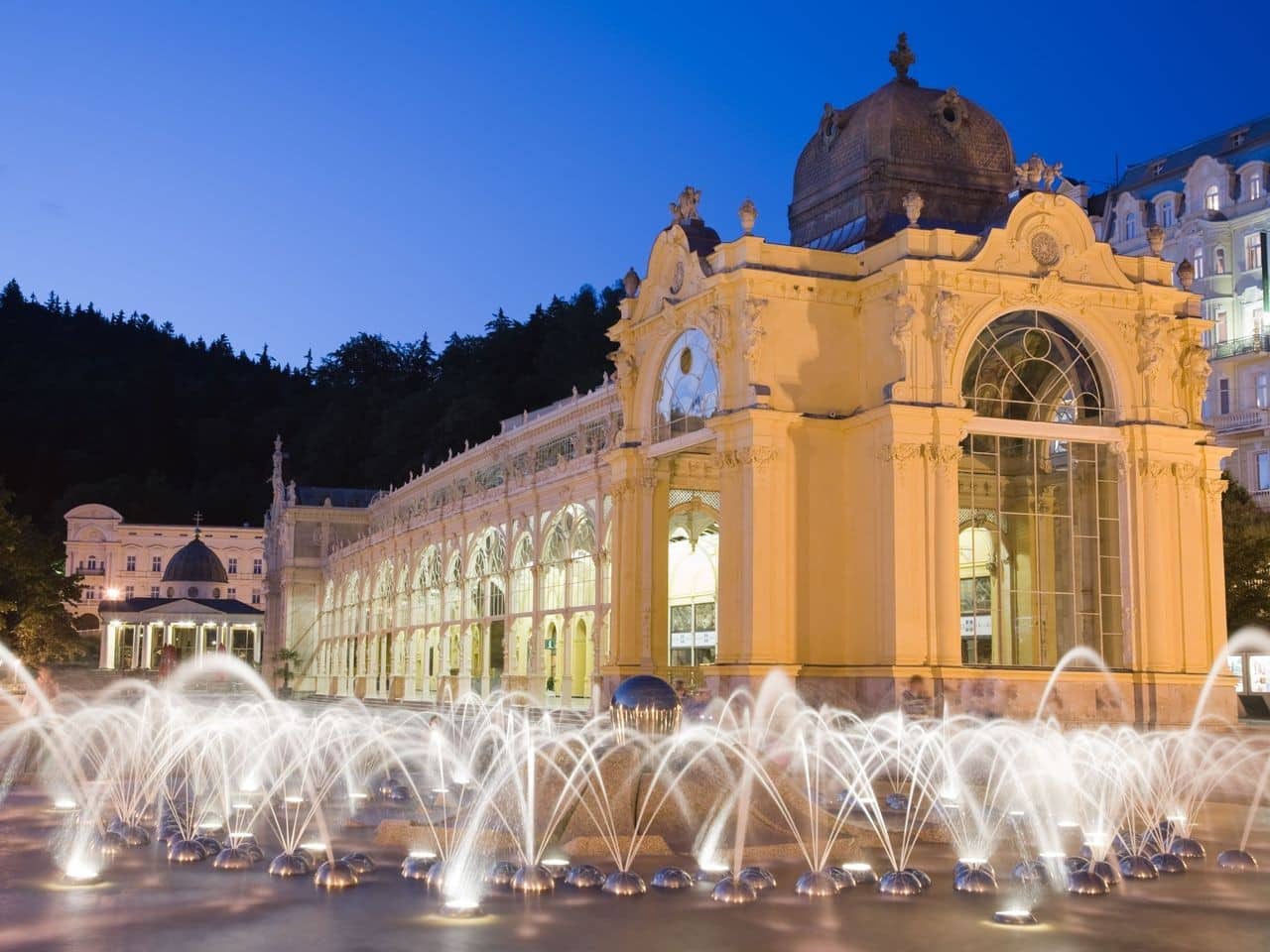 Die singenden Fontänen in Marienbad, perfekt für einen Silvesterurlaub