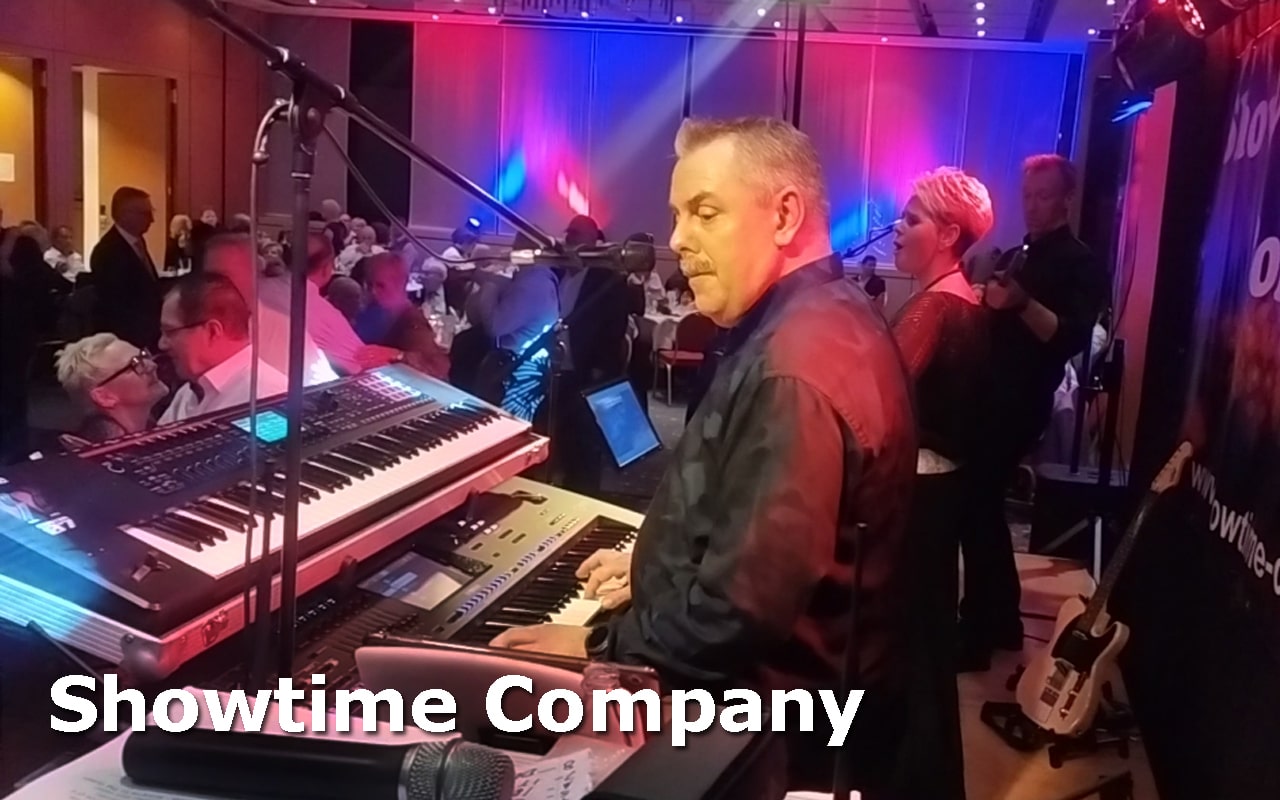 Die Band Showtime Company sorgt für Stimmung im Maritim Hotel Düsseldorf