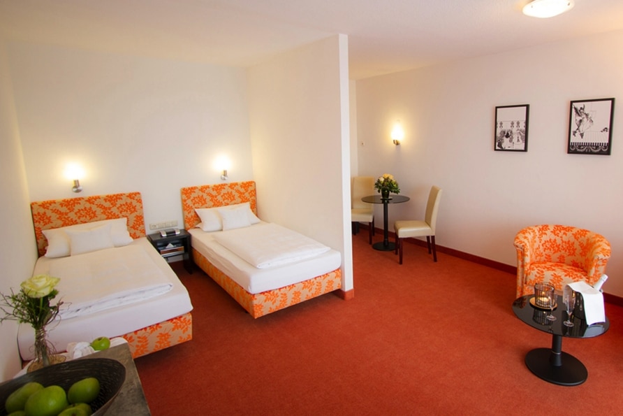 Helles und modernes Doppelzimmer im Hotel Resort Birkenhof für Silvester