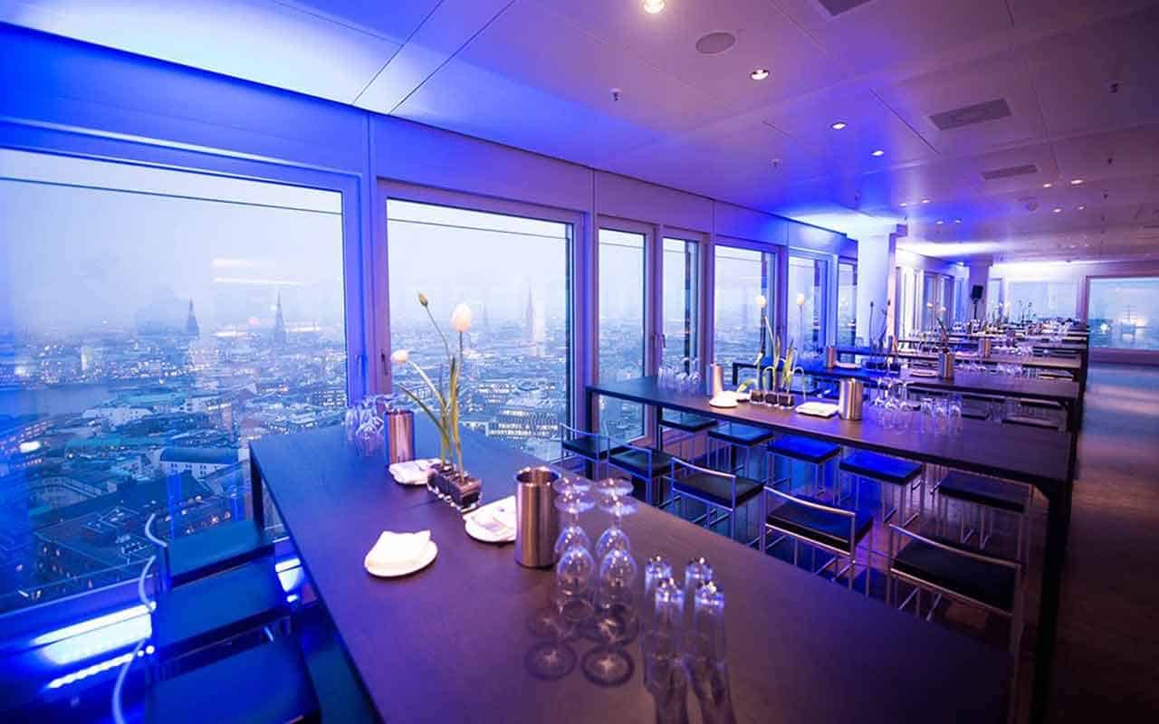 Silvester-Gala im Panoramadeck EMPORIO mit atemberaubendem Blick über Hamburgs Skyline