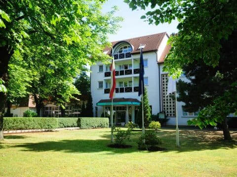 Außenansicht des Parkhotel Klüschenberg im Winterurlaub zu Silvester