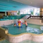 Kinderbecken mit Clown im Predigtstuhl Resort an Silvester