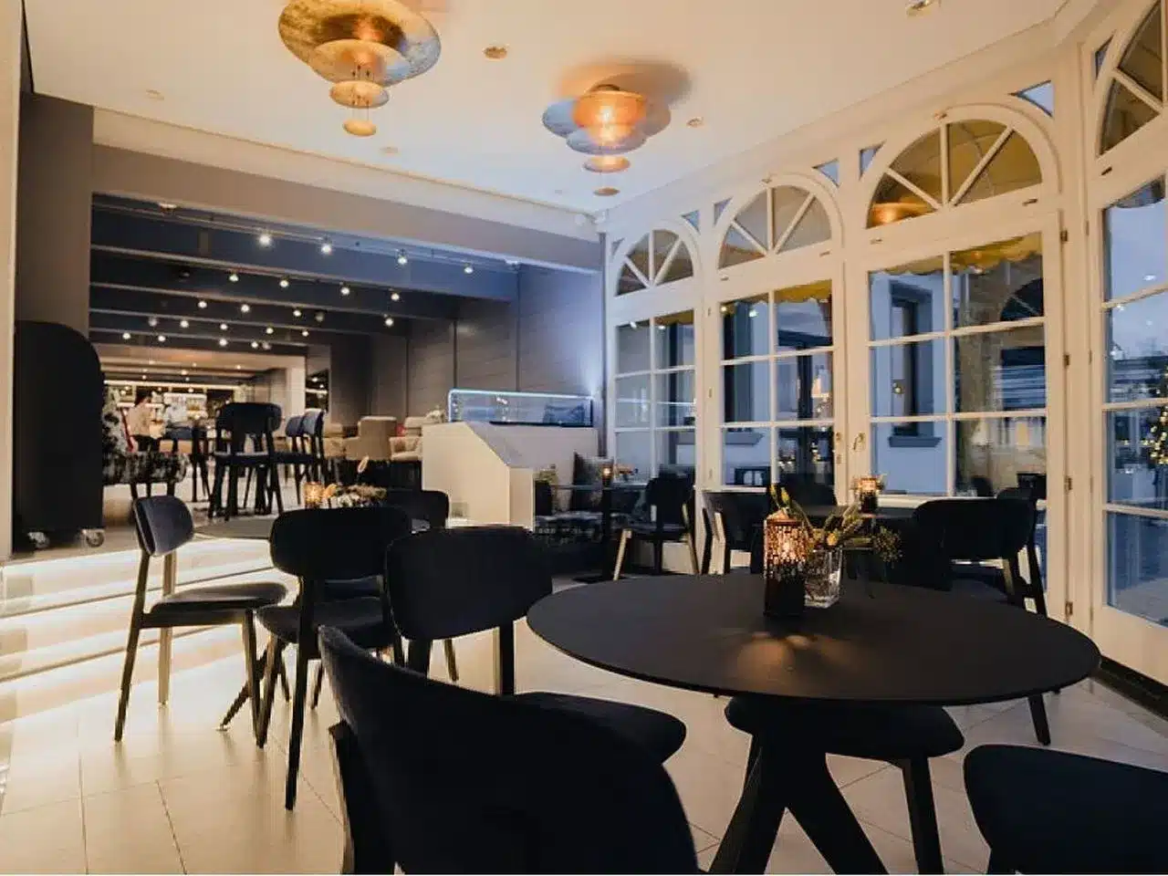 Modernes Restaurant im Parkhotel St. Leonhard an Silvester