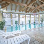 Innenpool im Inselhotel Poel, perfekt für Wellness an Silvester