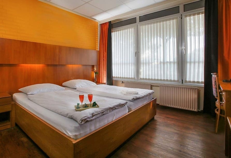 Gemütliches Doppelzimmer im Wunderland Kalkar Hotel zu Silvester