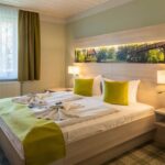 Modern eingerichtetes Doppelzimmer im Ferien Hotel Spree-Neiße für den Silvesterurlaub