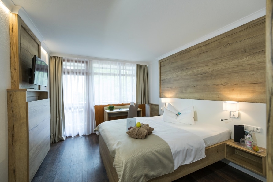 Modern eingerichtetes Zimmer im AktiVital Hotel für den Silvesterurlaub