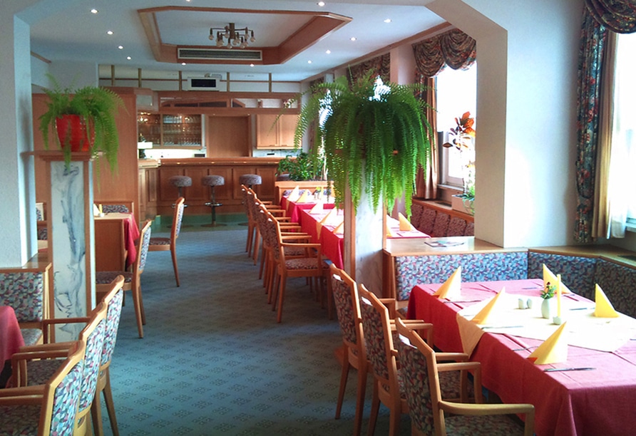 Silvesterfeier im Restaurant des Hotel Trias in Karsdorf