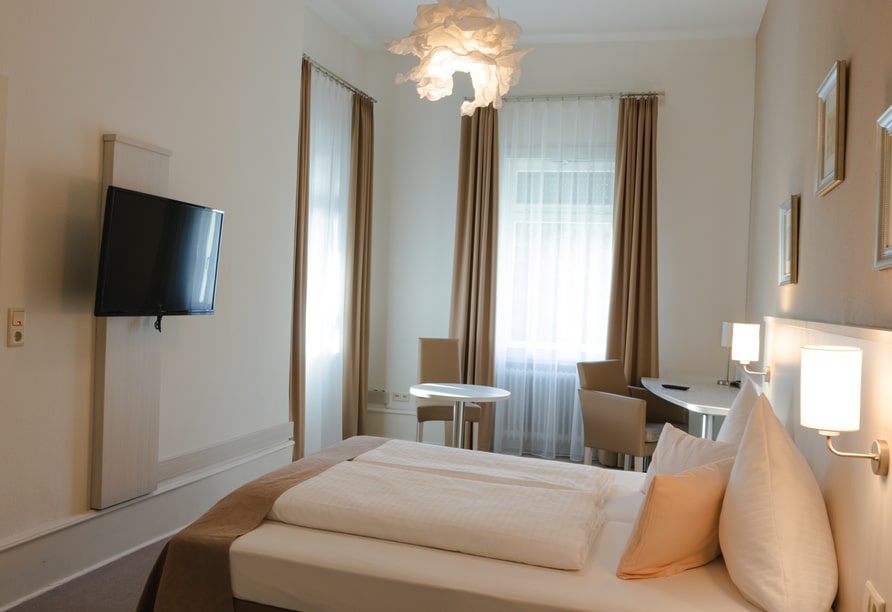 Hotel Luisenpark Silvesterzimmer mit eleganter Einrichtung