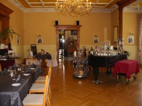 Stimmungsvoller Silvesterabend im Restaurant des Hotel Wippertal