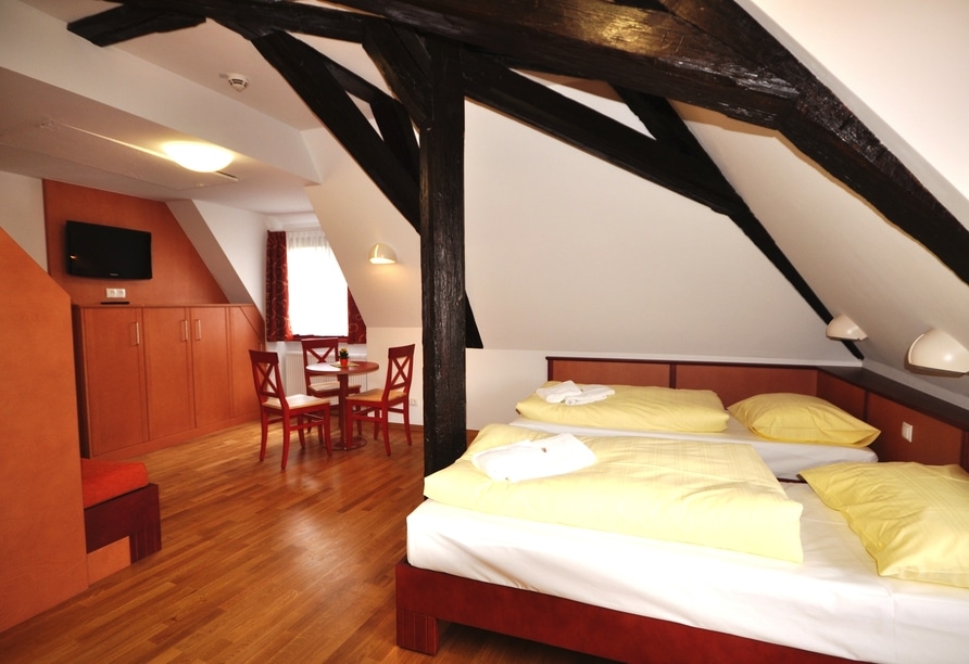 Geräumiges Familienzimmer im JUFA Hotel Meersburg für Silvesterfeier