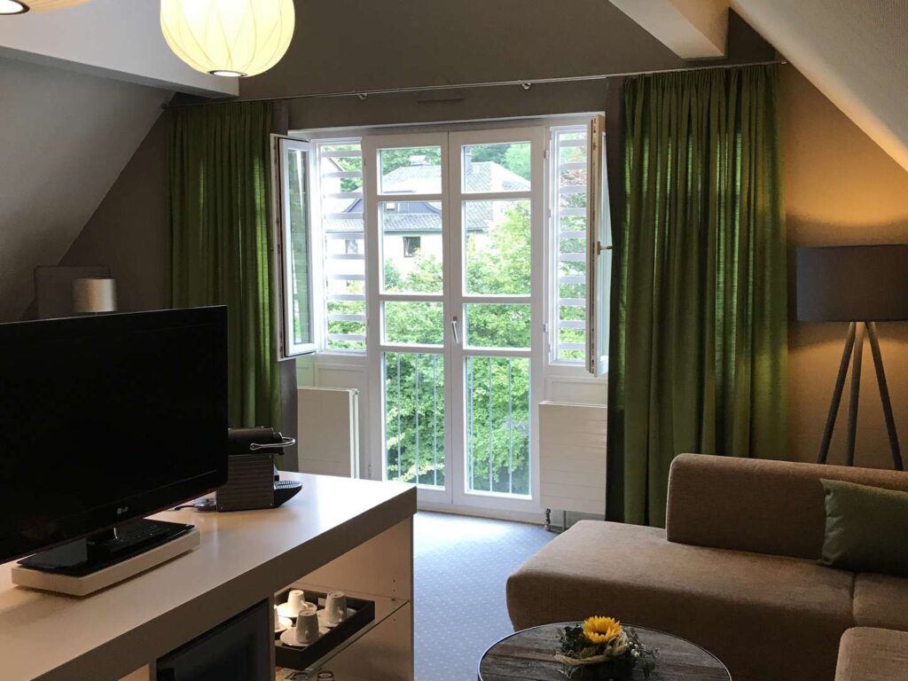Luxuriöse Junior Suite Deluxe im Romantischen Hotel Menzhausen für den Silvesteraufenthalt