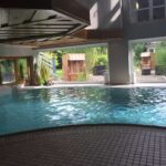 Entspannen Sie im Schwimmbad des Romantischen Hotel Menzhausen zu Silvester