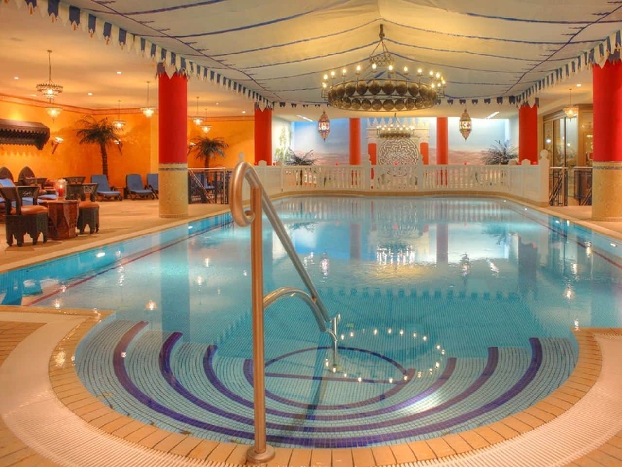 Pool und Wellnessoase im SEETELHOTEL Villa Esplanade für Silvester