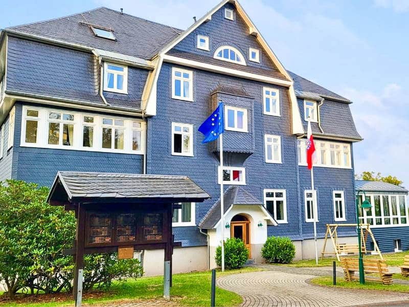 Detailaufnahme von geschmackvoller Inneneinrichtung in der Ferien Residenz Thüringer Wald für Silvester