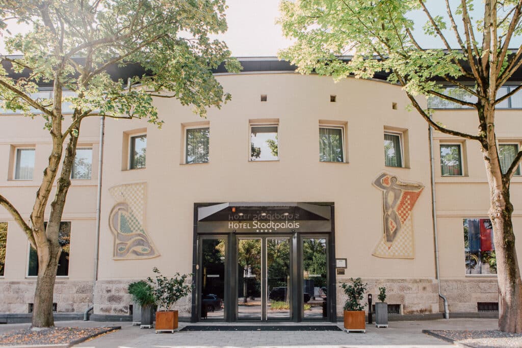 Eingangsbereich des Hotel Stadtpalais in Köln zu Silvester