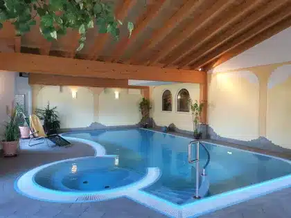 Das Hallenbad im Hotel Ursula, ideal zur Entspannung über Silvester