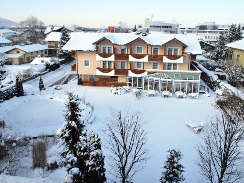 Hotel Himmelreich Silvester 2025 Außenansicht im Winter Salzburg